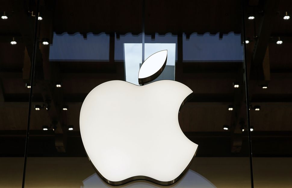 Apple เข้าร่วมเป็นหนึ่งในพันธมิตรขององค์กรวิจัยสมองกล (AI)